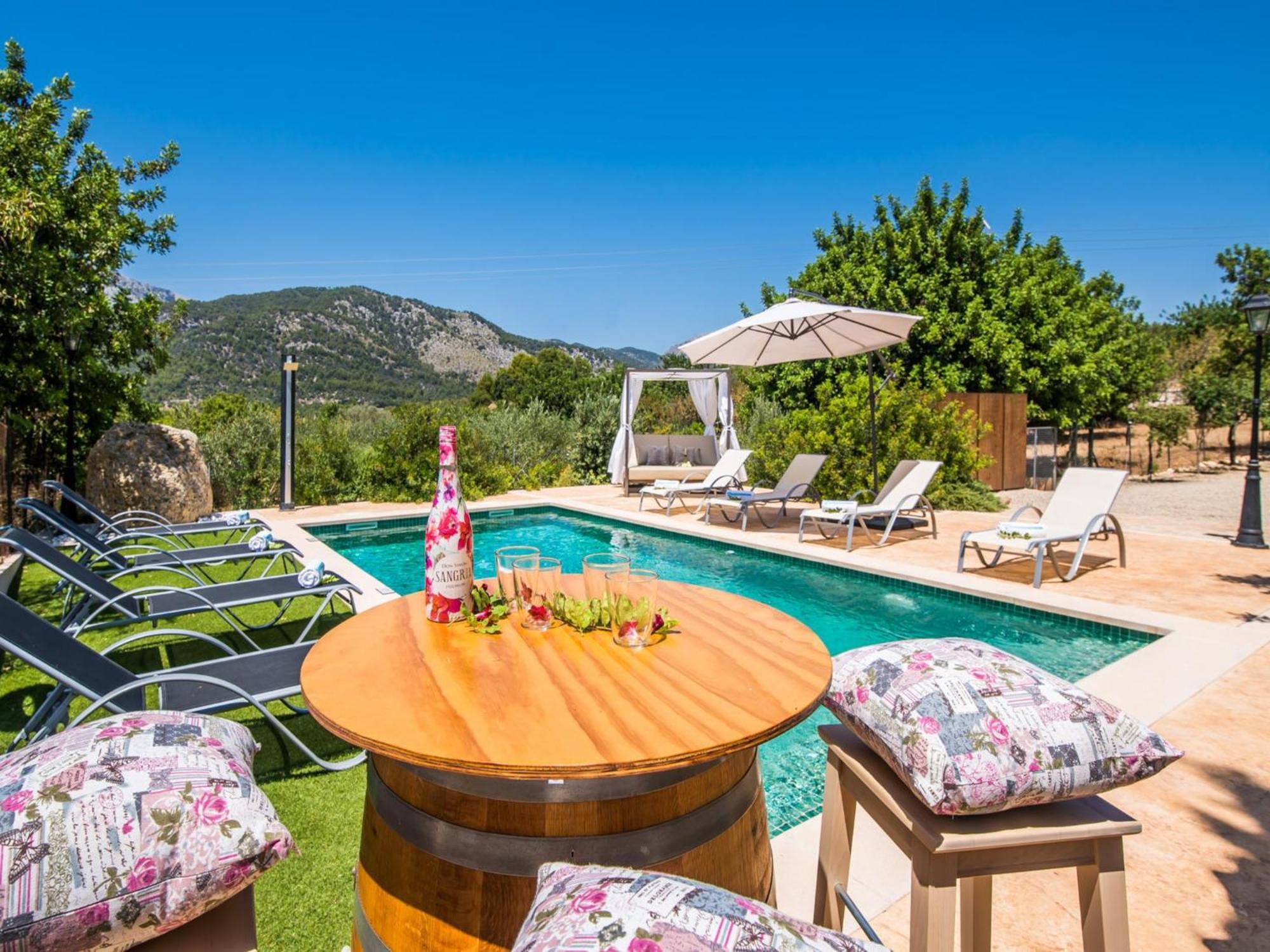 Charming For 8 Guests Ferienhaus *