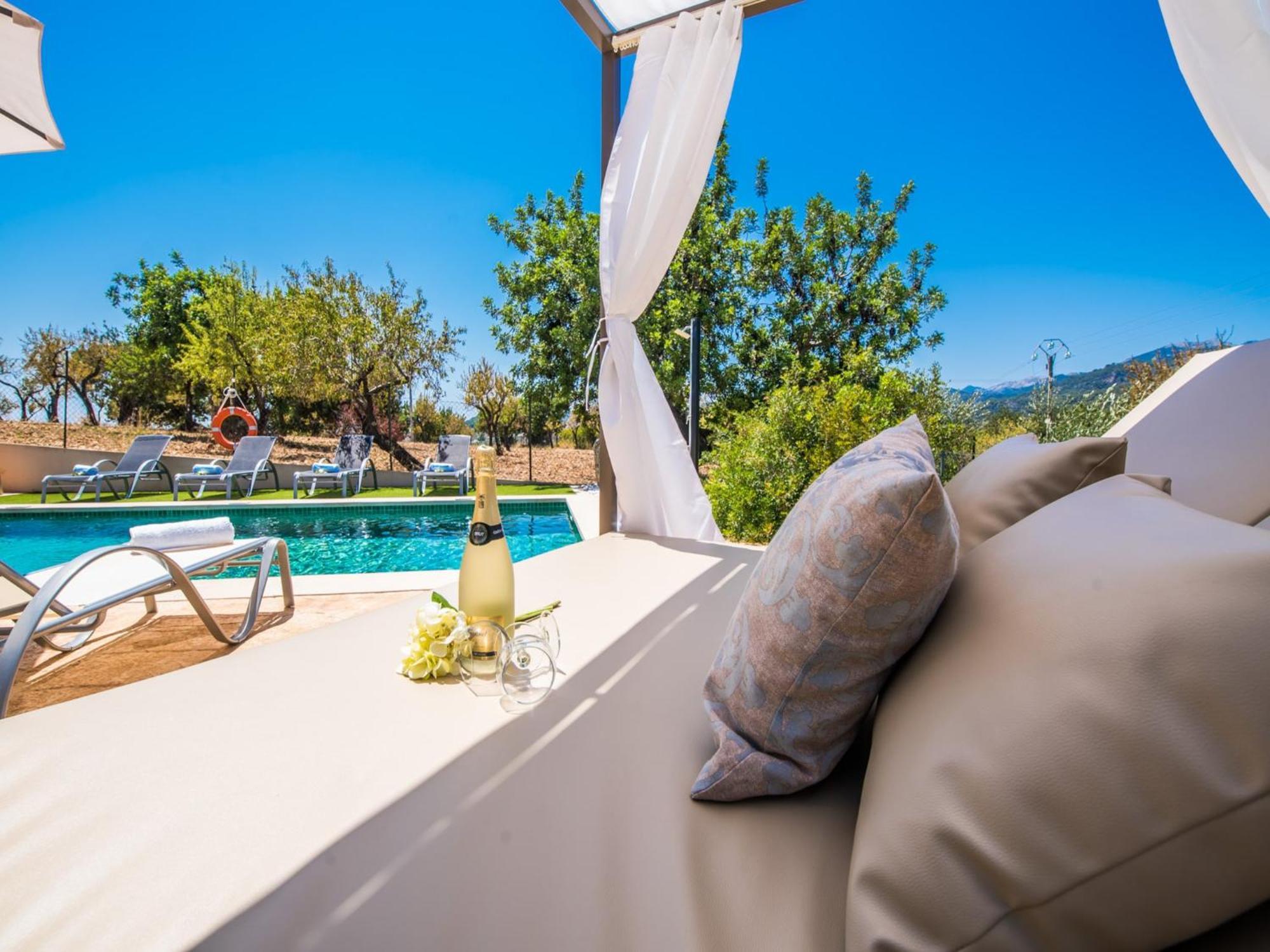 Charming For 8 Guests *