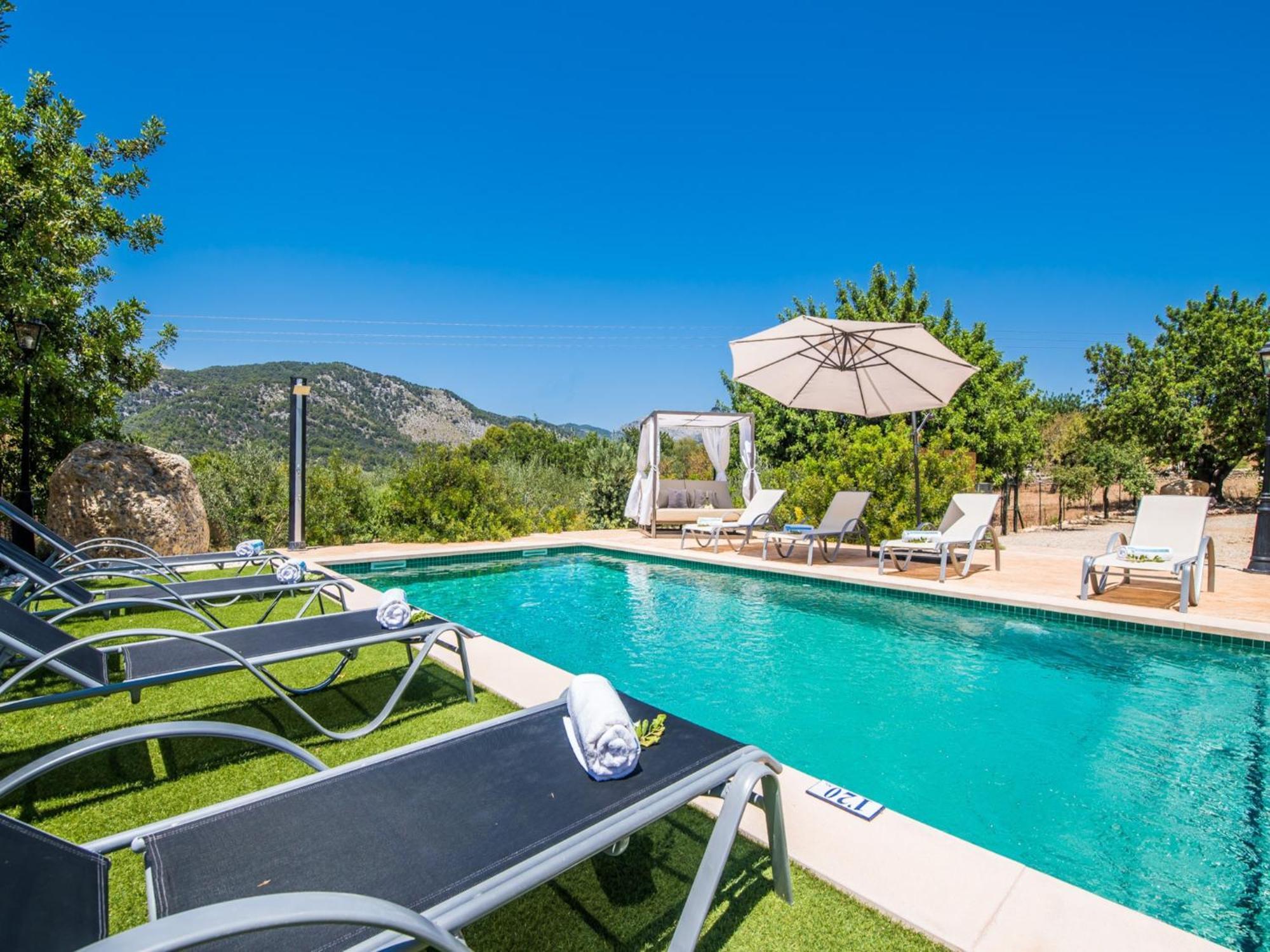 Ferienhaus Charming For 8 Guests