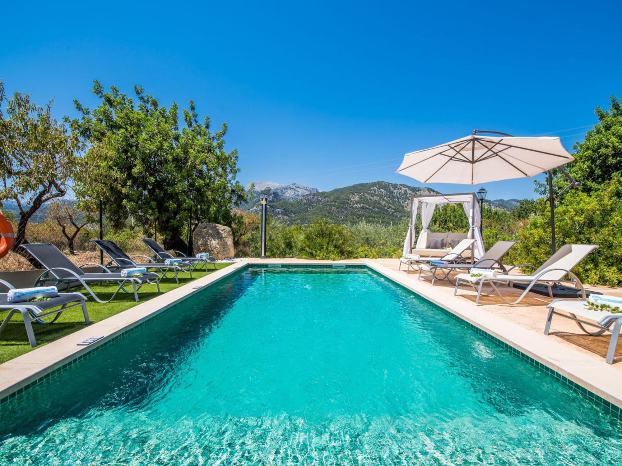 Charming For 8 Guests * Selva (Mallorca)